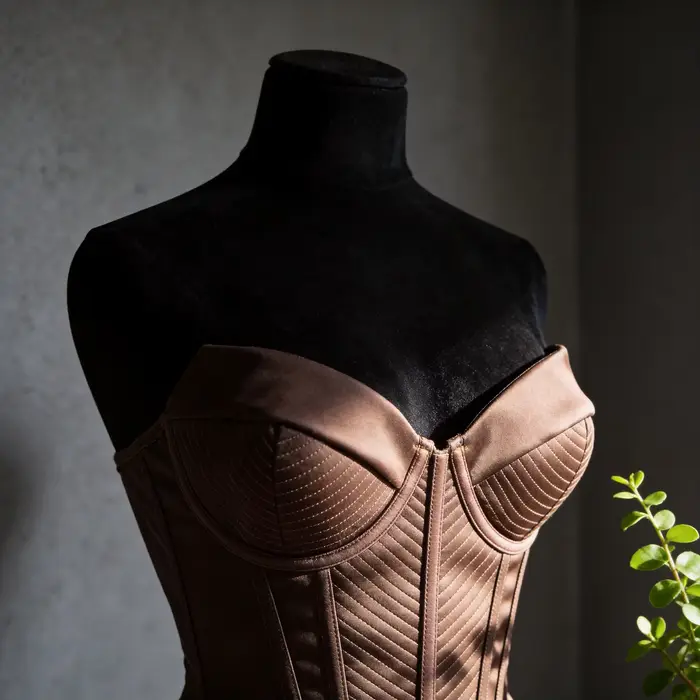 Bez rukávov francúzsky vintage bustier s veľkým lem pre ženy, štýlové a pohodlné pre rôzne príležitosti