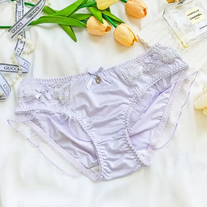 Culotte Douce Lait Soie Féerique Fleur Motif Volants Princesse Style Élégant Femme Occasions Spéciales