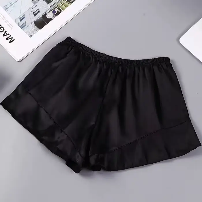 Shorts en satin pour femme, sous-vêtements de sécurité, pantalon court d'été sexy et léger, culotte