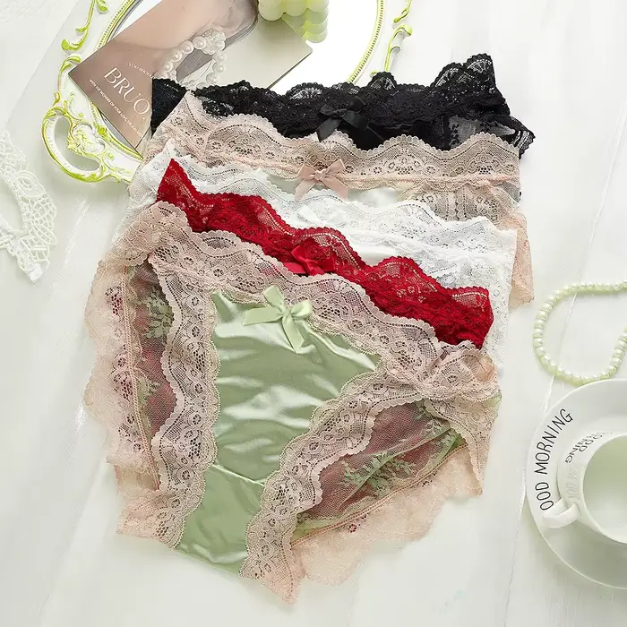Sexy čipkované nohavičky s mašľou pre ženy