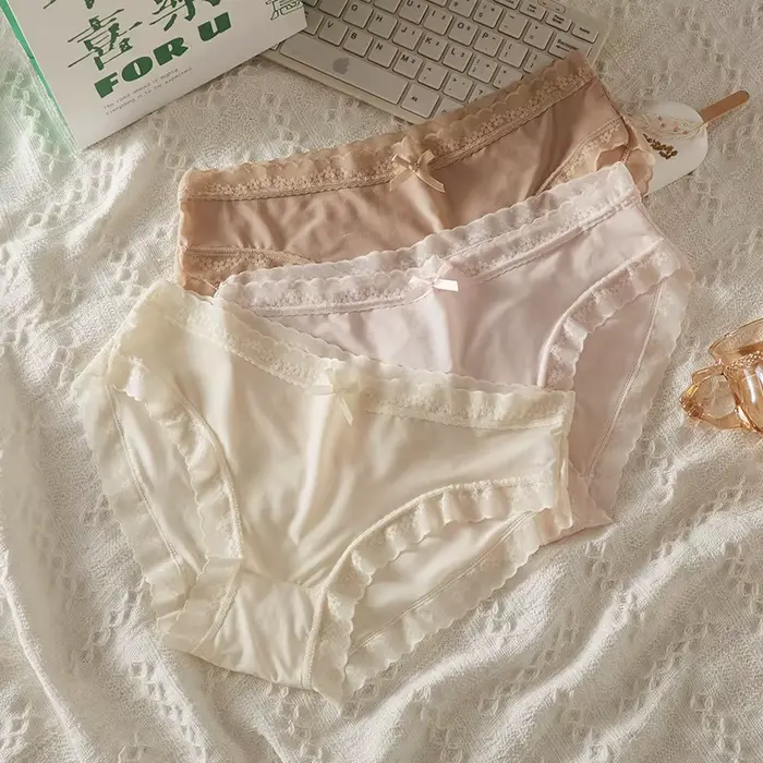 3-dielne dámske nízke nohavičky Sexy čipka rýchloschnúce slipy bezšvové jednofarebné tangá
