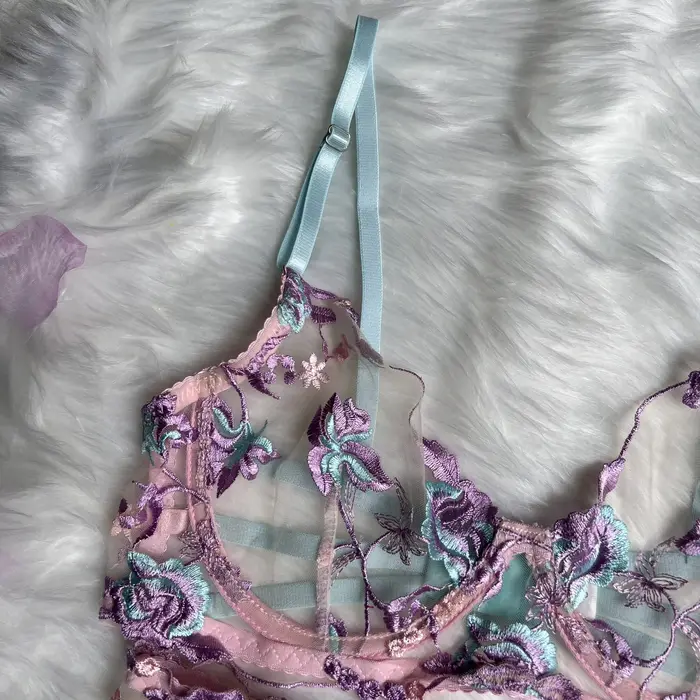 Lingerie féerique sexy, sous-vêtements transparents à fleurs, jarretière à volants, sous-vêtements délicats et intimes, tenues transparentes magnifiques