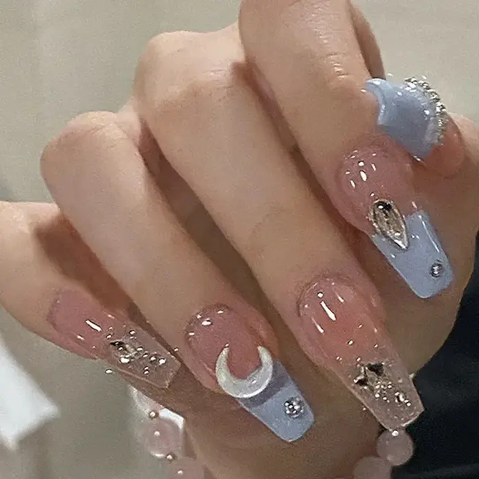 Faux ongles élégants en acrylique style maritime pour femmes occasions spéciales manucure professionnelle at home