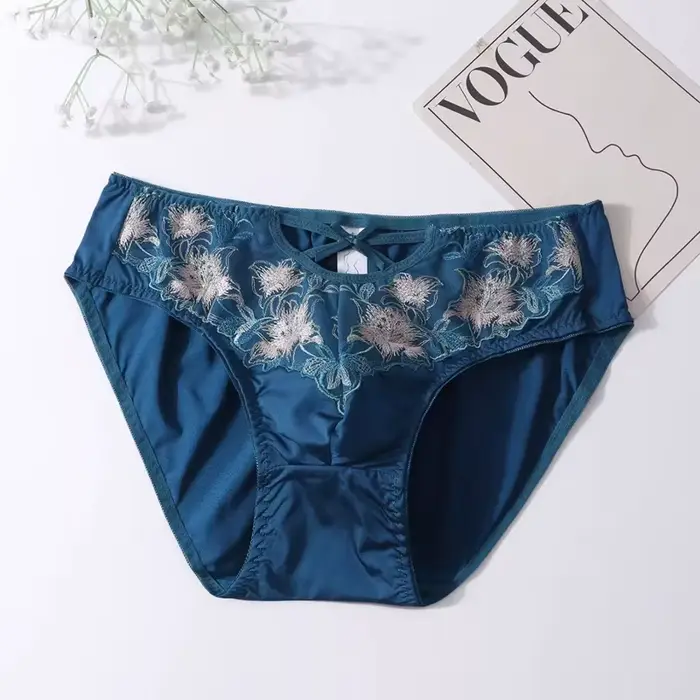 Saténové sissy nohavičky pre mužov