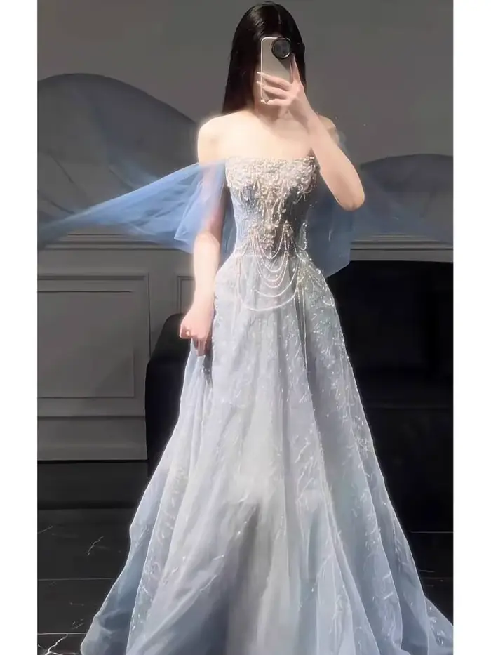 Robe de soirée bleue pour femmes, haut de gamme, sens du Style, robe de passage d'âge haut de gamme, légère, luxe, réunion annuelle, examen d'art, nouvelle collection 2025