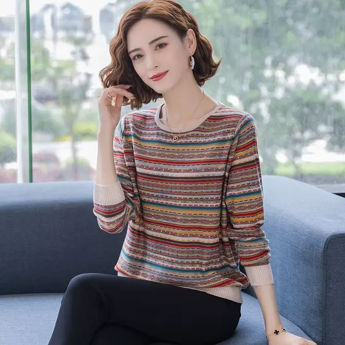 Pullover en polyester et coton décontracté pour femmes, idéal pour les occasions automnales et hivernales, élégant et confortable