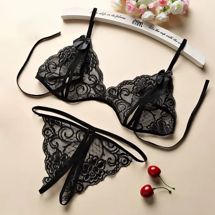 Cul ouvert Lingerie Sexy sous-vêtements de femme pour sexe dentelle profonde V ensemble de Lingerie 