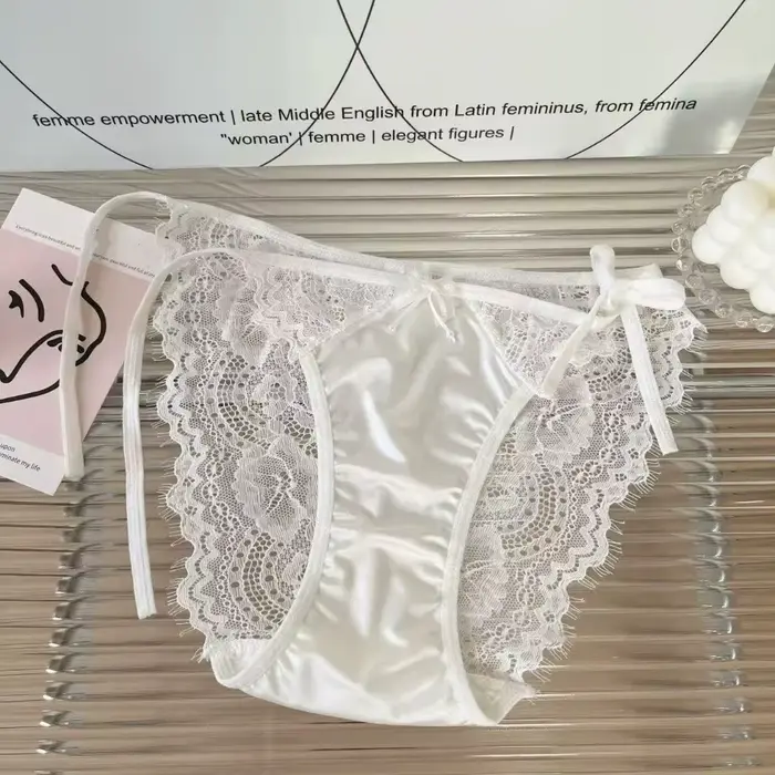 Culottes en dentelle à nœud et fleurs, sans couture, taille basse, avec lacets, en satin de soie tra