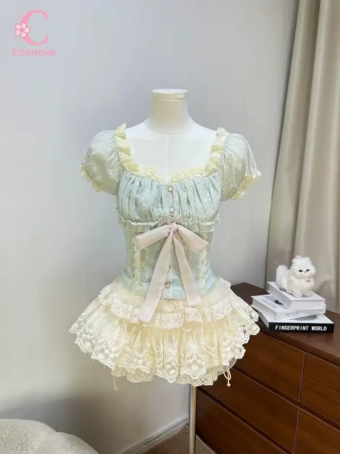 Set 2 kusy v čipky francúzskej kokety pre ženy: Crop top a mini sukne s volánikmi s vysokým pásom, slim fit, elegantné pre večer a dátum