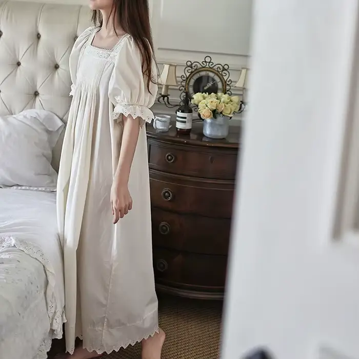 Čistá bavlnená nočná košeľa s elegantnou čipkou pre ženy, vintage štýl, bez rukávov, dĺžka členku, pre pokojné noci a špeciálne príležitosti