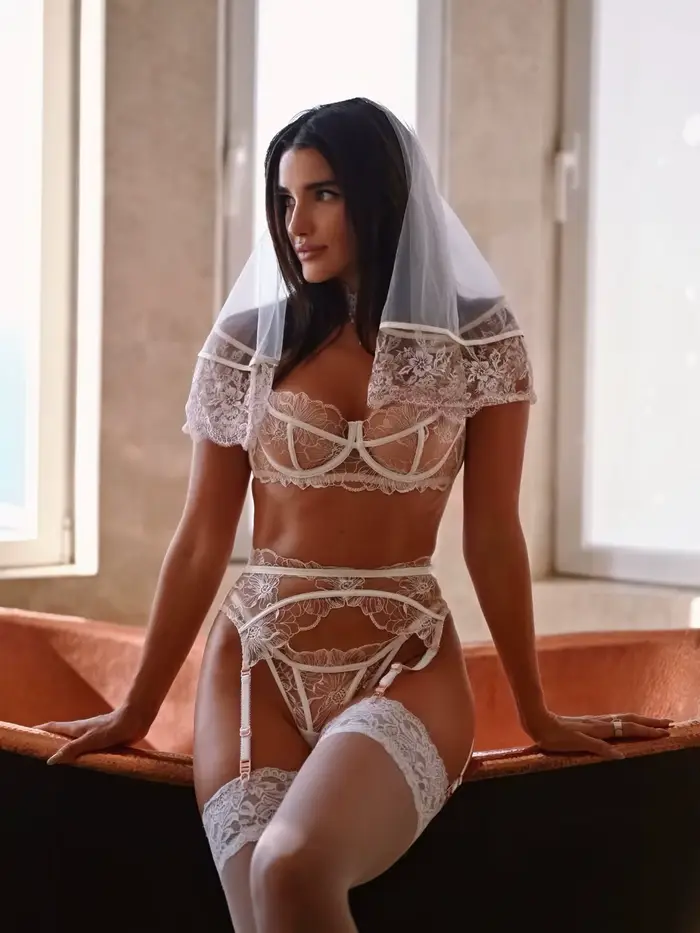 Ellolace Francúzska Lingerie pre Ženy: Vyšívaná Fantazijná Sada (Podprsenka