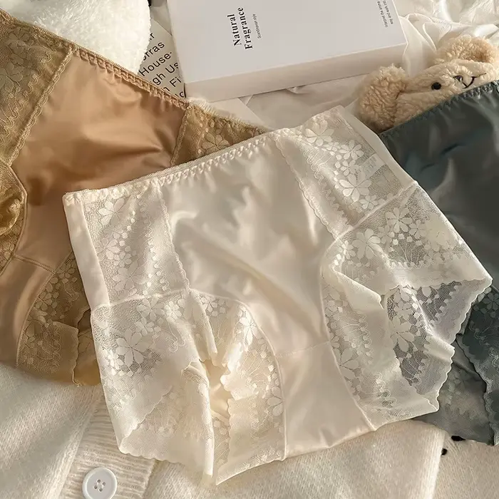 Vysoké sexy nohavičky so sťahovaním pása a zdvihom zadku z čipky vysokej kvality pre ženy