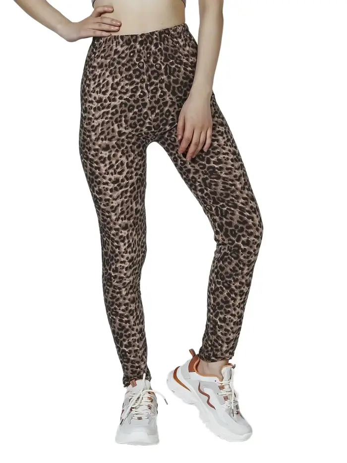 Sexy spodná bielizeň s leopardím vzorom a farebnými pruhmi pre ženy, elegantná a pohodlná pre športové a príležitostné výlety