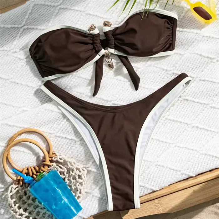 Biela čelenka Bikiny Sady Žena Sexy Plavky Kontrast Farba Kovová Spona Plavky Rezané Vysoké Brazílske Plavky Bikini Mujer