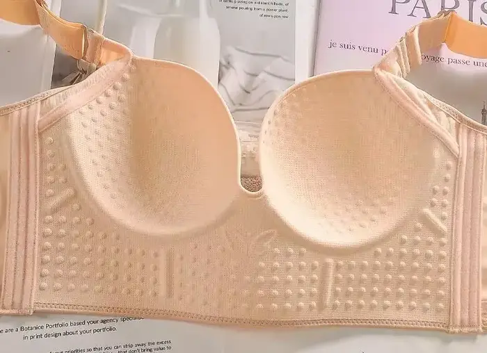 Bezšvová podprsenka pre ženy s väčšími tvarmi