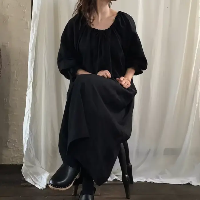 Elegantné bavlnené a ľanové šaty pre ženy