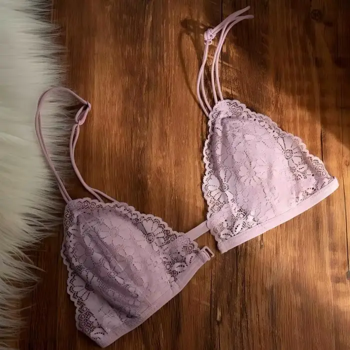 Sexy čipkovaná trojuholníková podprsenka pre ženy