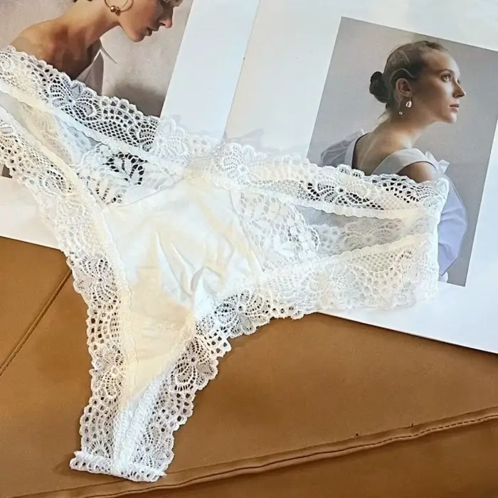 Bezšvíkové nízke pás Polyester čipky nohavičky pre ženy pohodlie a elegancie špeciálne príležitosti