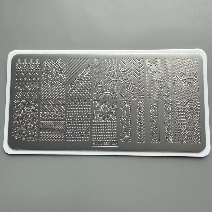 Kovové šablóny na nechty pre ženy, nástroje na nechty, nail art, súpravy na nechty, komplexné vzory nechtov, profesionálne manikúrne nástroje, darčeky pre začínajúcich umelcov