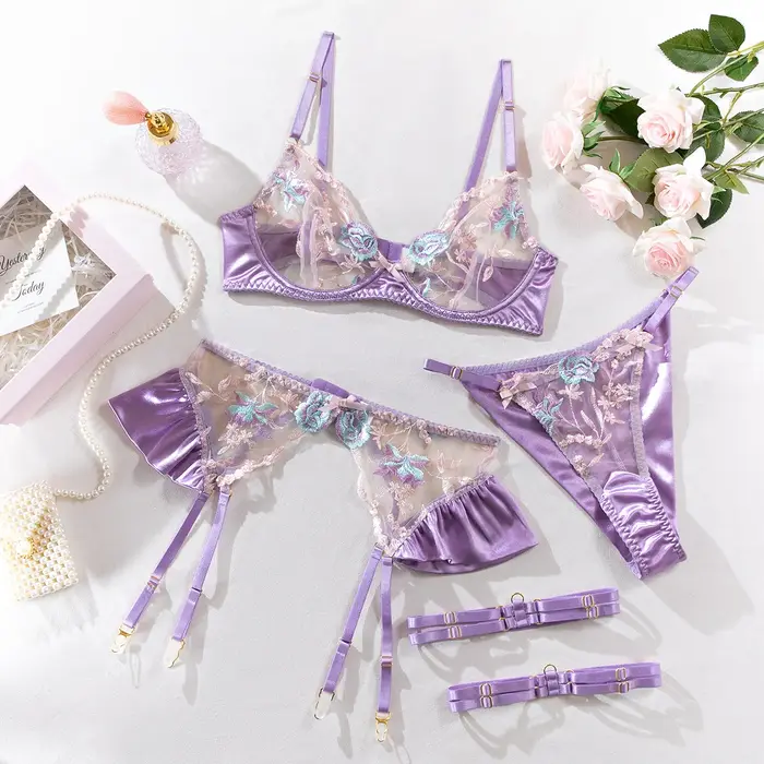 Sexy lila kvetinové vyšívané čipky spodná bielizeň set pre ženy podprsenka priehľadný podväzkový pás tangá s volánkami špeciálne príležitosti