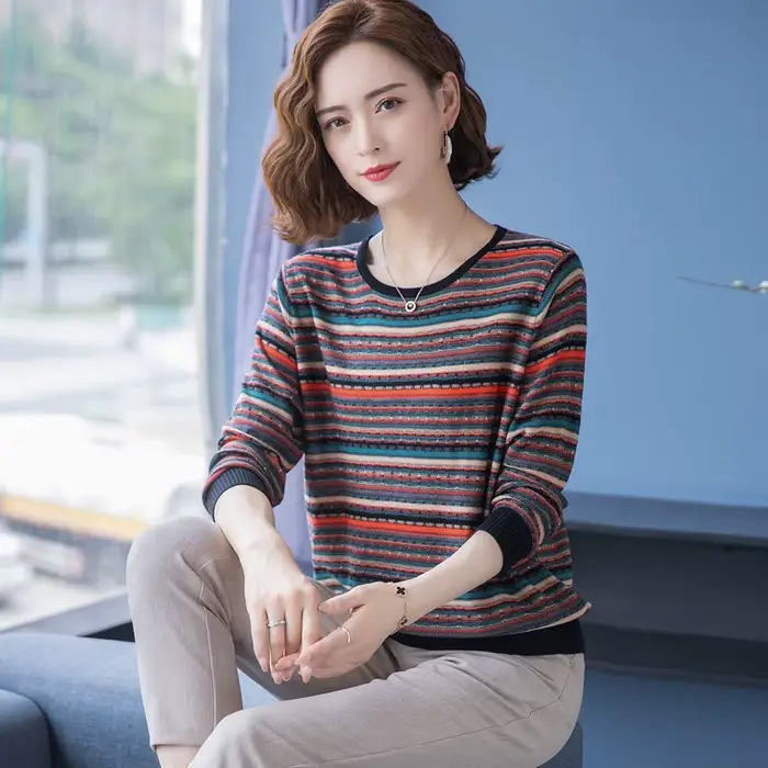 Pullover en polyester et coton décontracté pour femmes, idéal pour les occasions automnales et hivernales, élégant et confortable