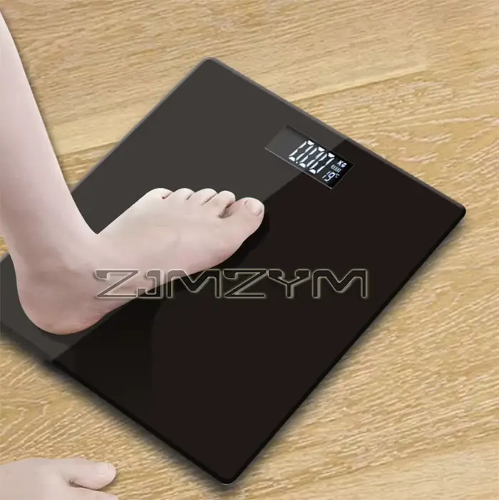 Digitálna váha na telesnú hmotnosť s technológiou step-on