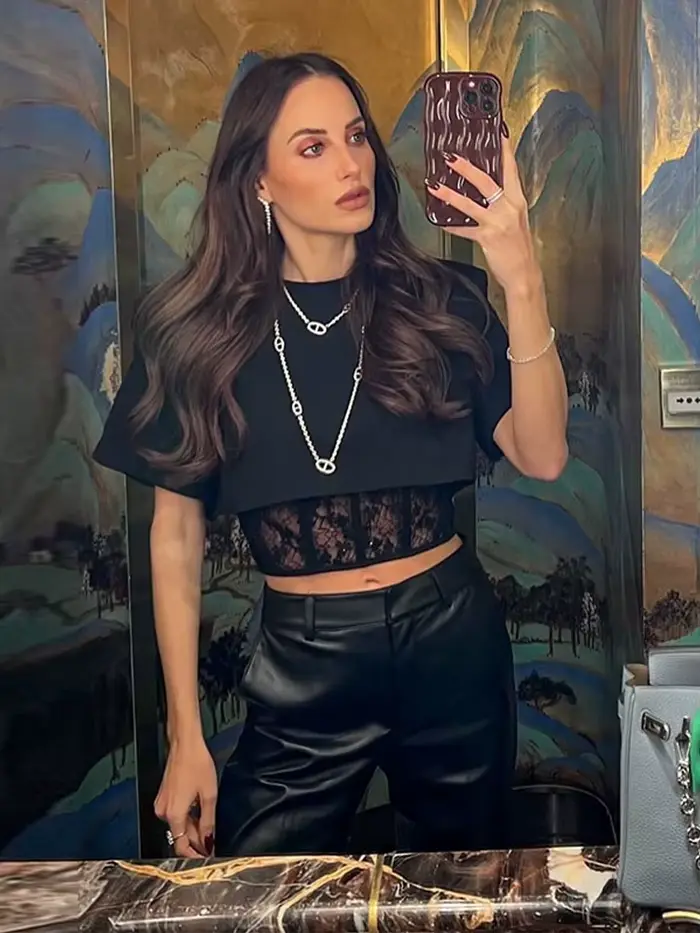 Sexy krátky polyesterový a ľanový top s tučnými detailmi pre špeciálne príležitosti a večierky pre ženy
