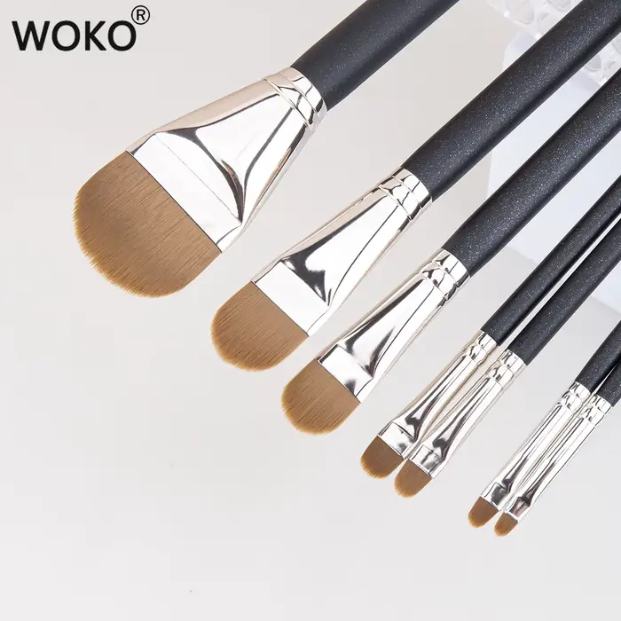 Nový ultra-jemný špicatý štetec na make-up