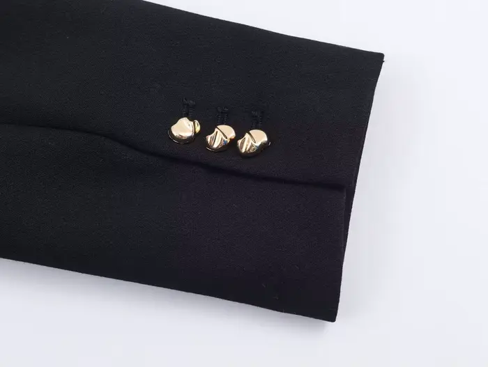 Elegantné sako KONDALA pre ženy s opaskom a sponou