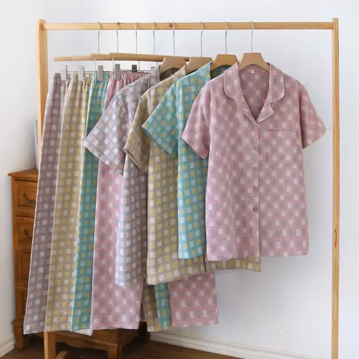 Pyjama en coton basique pour femme, plaid, manches courtes, confort maximal pour les nuits chaudes et détentes printanières
