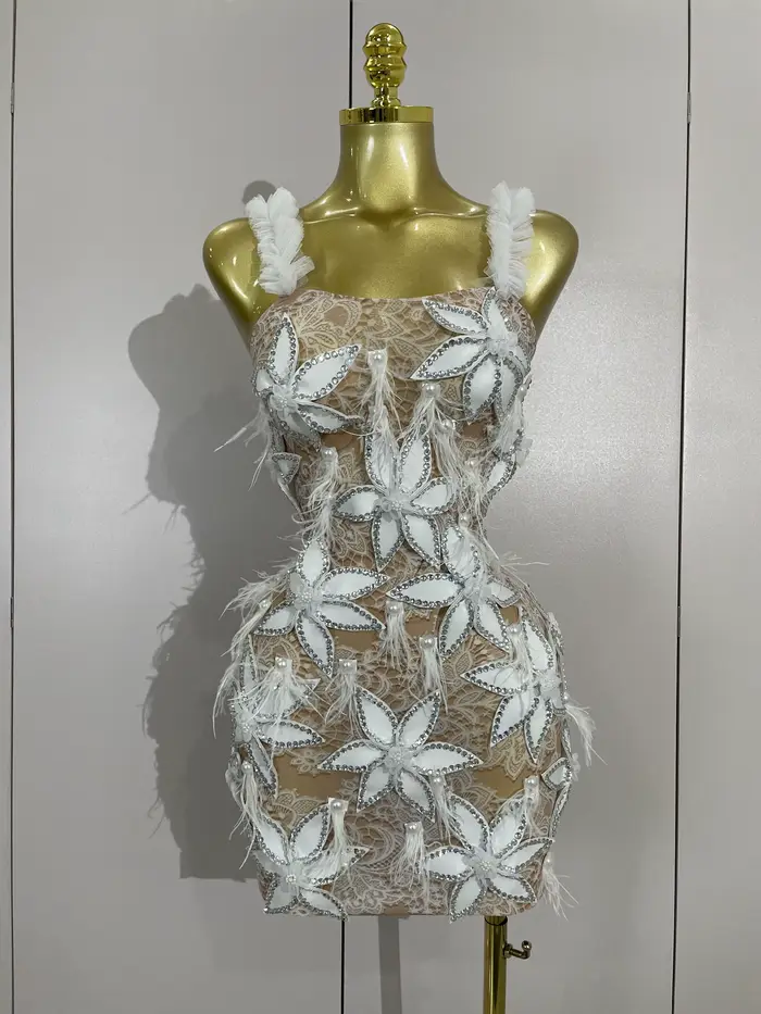 Sexy brillant diamant fleurs plumes blanc Transparent Slip robe courte soirée bal célébrer anniversa