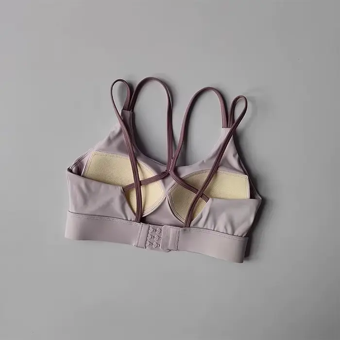 Soutien-gorge de sport de yoga pour femmes, conception de blocage de couleur intégrée avec soutien-g
