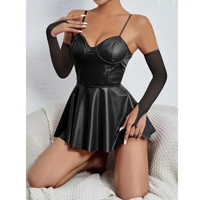 Grande taille femmes Lingerie Sexy Wetlook robe en cuir bretelles brillant Latex robe érotique Push