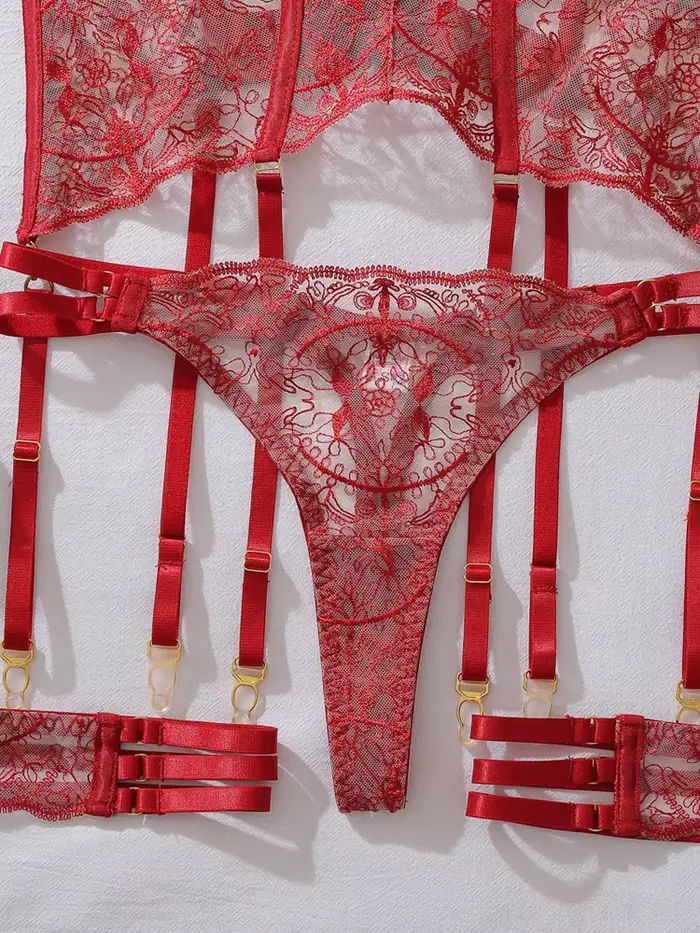 Sexy čipkovaná priesvitná bielizeň