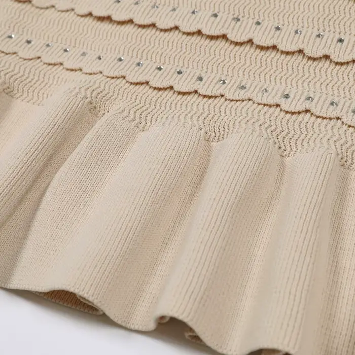 Súprava cardigan + tielko + polosukňa z čipkovaného úpletu s kamienkami