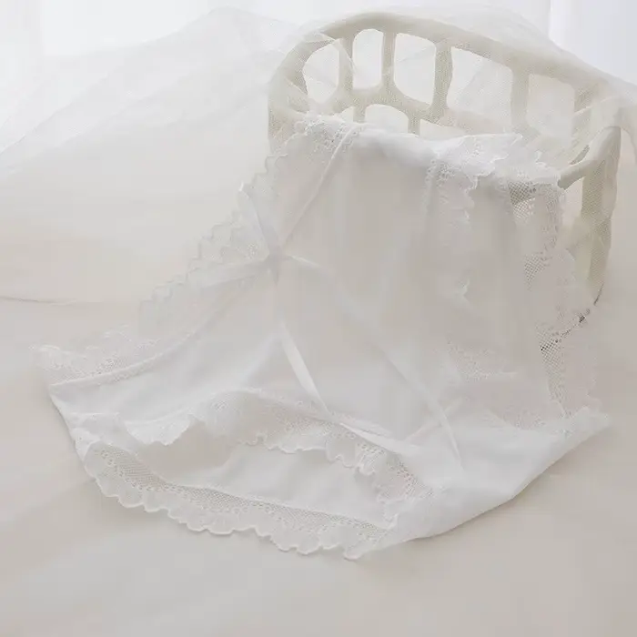 Culotte Sexy en dentelle et coton pour femmes, sous-vêtement confortable Invisible, taille moyenne, 