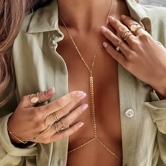 Zinková zliatina brušný reťazec s elegantnými geometrickými vzormi pre ženy, ideálny pre špeciálne príležitosti a každodenný život