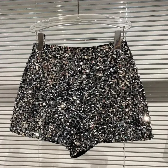 Short en Velours Noir pour Femme, Pantalon Court Polyvalent Brcorporelle à Paillettes, Nouvelle Coll