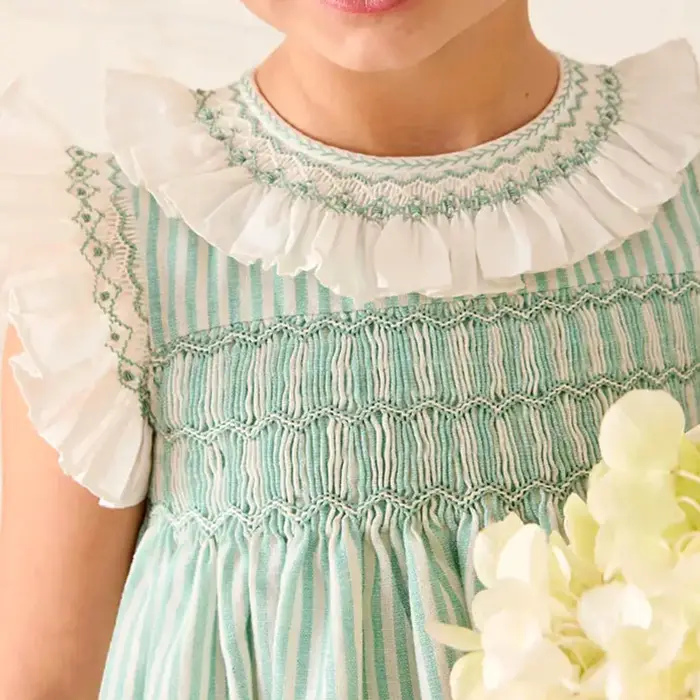 Robes d'été élégantes sans manches pour filles, couleur verte, rayées, avec col smocké à volants fai
