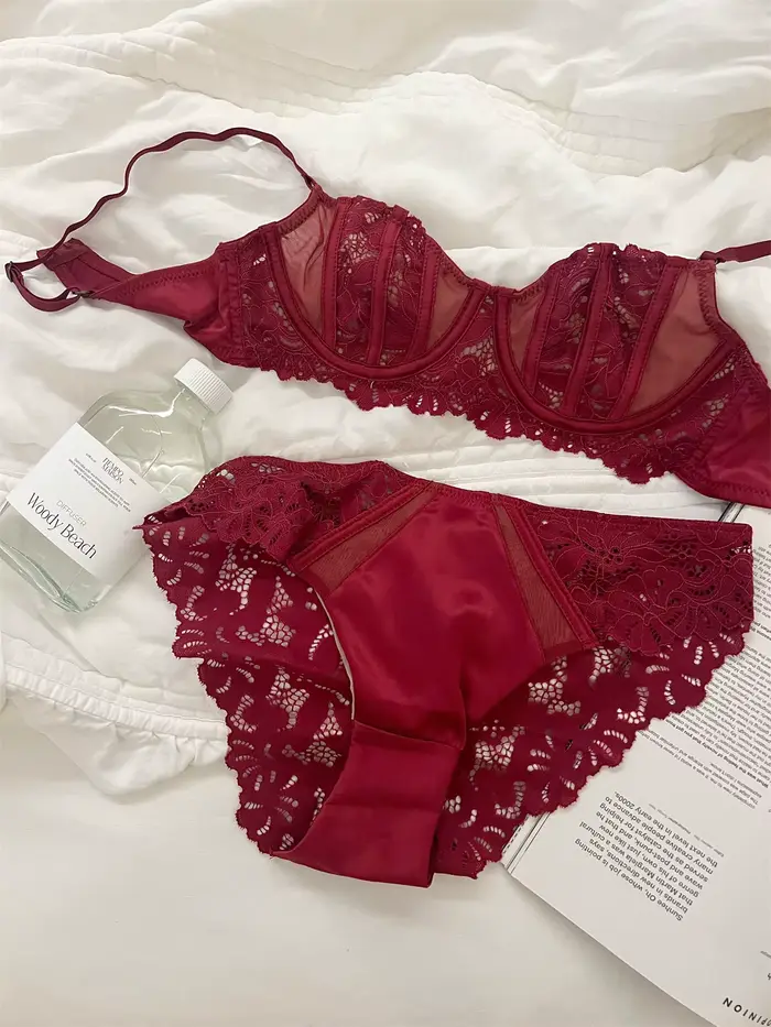 Spodná bielizeň sexy červená čipka dutá výklenok s oceľovým krúžkom podprsenky ženy zhromaždili podprsenka dámske spodné prádlo podprsenka set