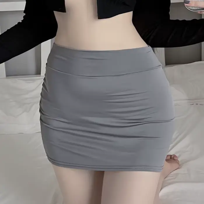 Sexy mini sukňa bez podšívky