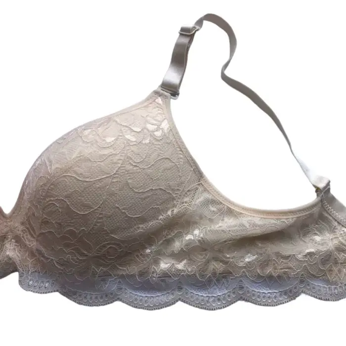 Hodvábna a bavlnená podprsenka s detailmi čipka a nastaviteľnými popruhmi pre ženy, každodenné, pohodlie a elegancia