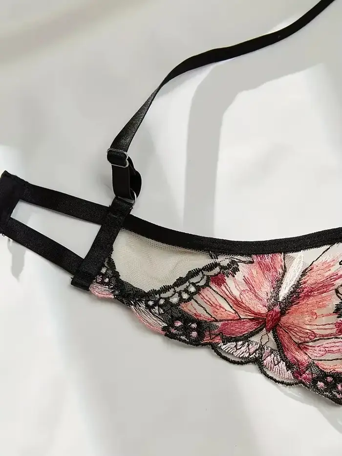 Sexy dámska bielizeň, fantazijné spodné prádlo