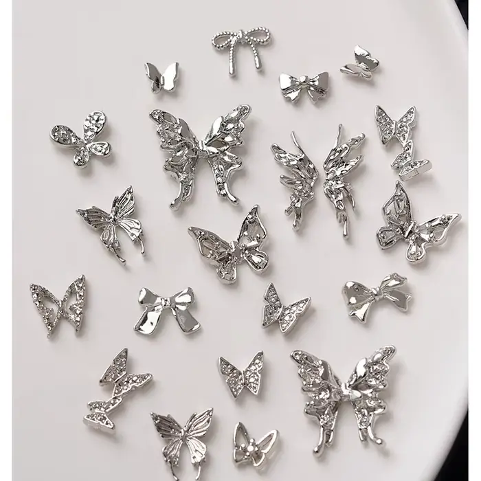 Breloques pour ongles rétro en alliage d'argent, 50 pièces, ruban de luxe, ailes de papillon Y2K, st