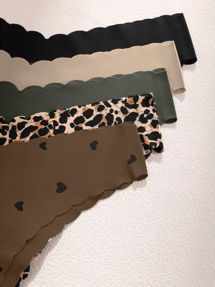 Sada 5 tangá veľkosť V s leopardím potlačou a srdcom, bezšvíkové, neviditeľné, mäkké, priedušné, neutrálna farba zeme, pre ženy, každodenné použitie