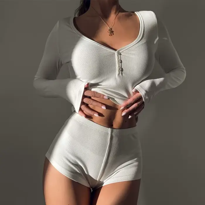 Sexy dámske pyžamo set, Y2K dizajn, slim fit, dlhé rukávy, V-neck, krátky top, šortky, jeseň, polyester a elastan, špeciálne príležitosti