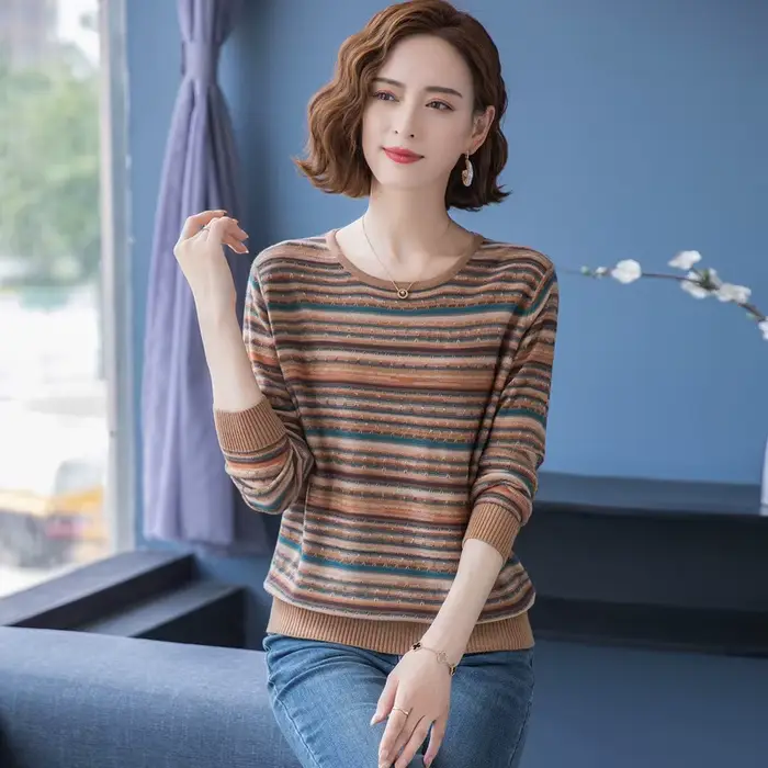 Pullover en polyester et coton décontracté pour femmes, idéal pour les occasions automnales et hivernales, élégant et confortable