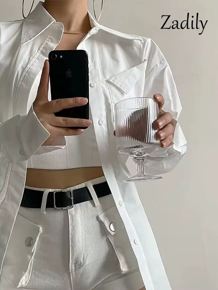 Zadily jeseň 2025 nové streetwearové dlhé rukávy biela košeľa pre ženy minimalistické vrecko gombíková dámska tunika