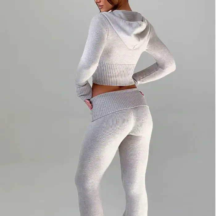 Nová jarná kolekcia - Dámske oblečenie - Krátky slim mikina s kapucňou - Pohodlné nohavice - Trendy set