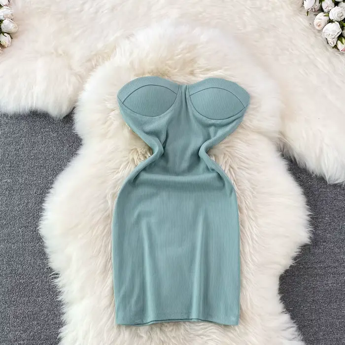 Bezramienková trubicová bustier šaty